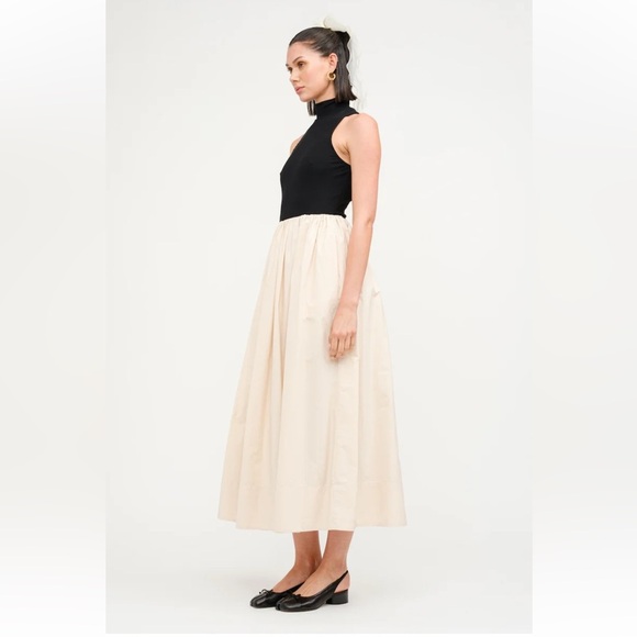 Love the Label Black turtleneck dress with off white skirt size small w pockets - Picture 3 of 5